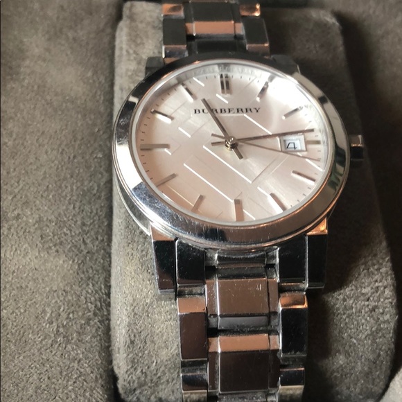 Authentic Burberry Watch - full packaging
